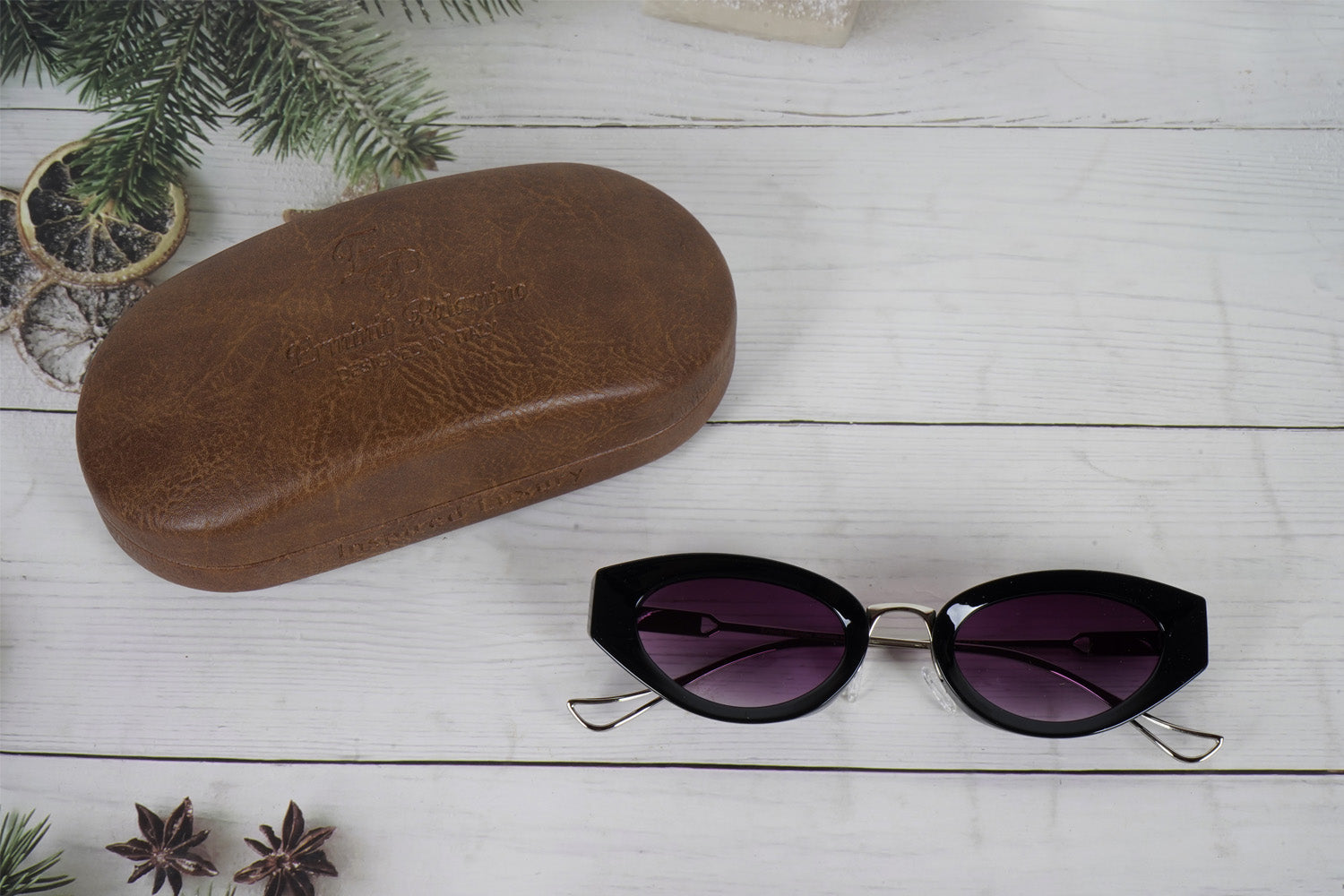 Erminio Palamino Unisex Retro Oval Cat Eye Sunglasses for Women & Men | UV400 Protection | Slim Narrow Frame Trendy Y2K Shades | Lightweight Fashion Sunglasses