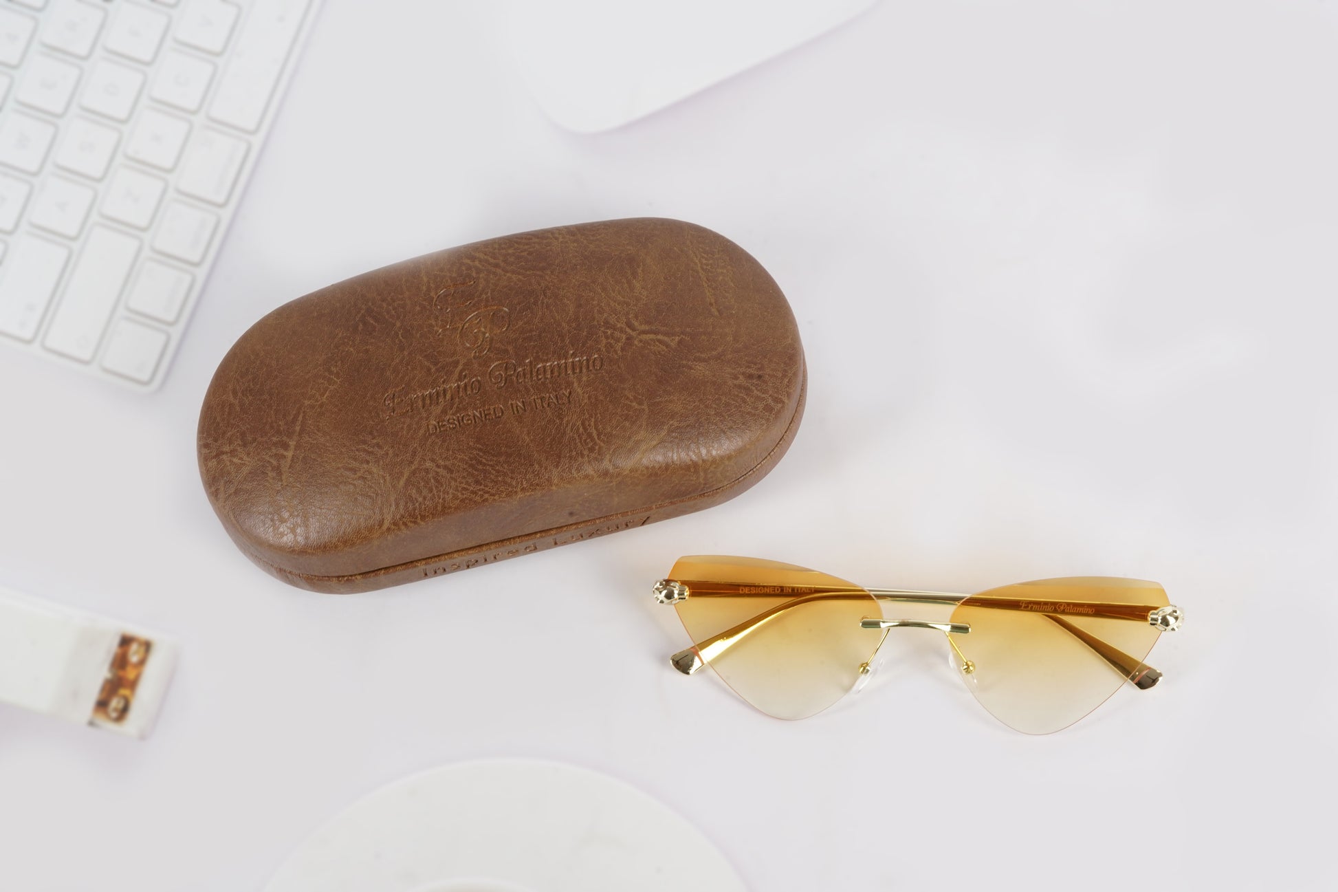 Erminio Palamino "Elite Rimless Cat Eye Sunglasses for Women with Gold Frame, Gradient Lens, Designer Case